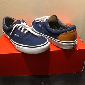 Vans “Authentic Pro”